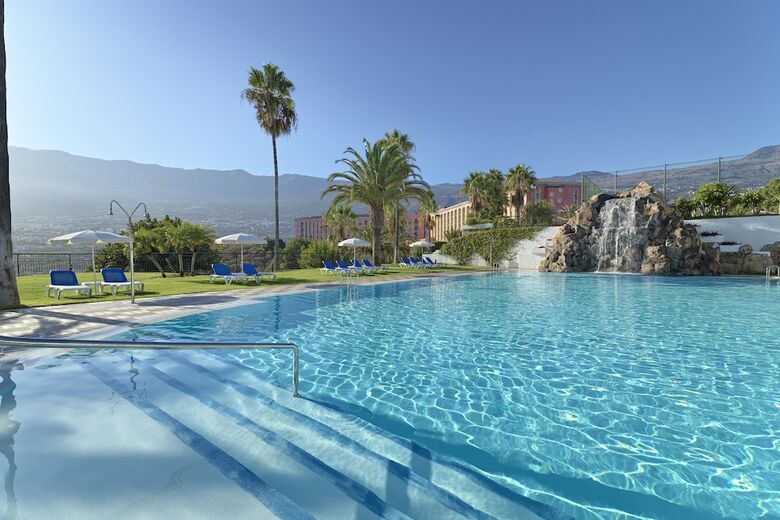Hotel Las �guilas