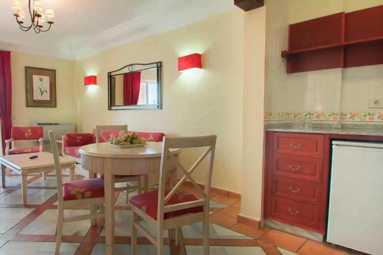 Hotel Las �guilas