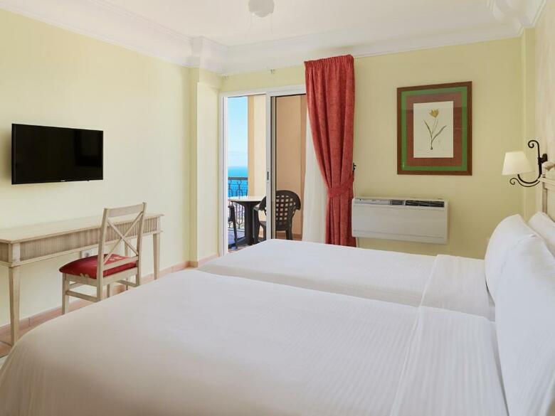 Hotel Las �guilas