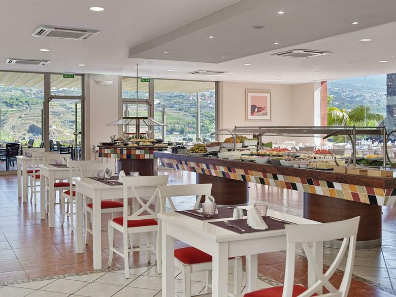Hotel Las �guilas