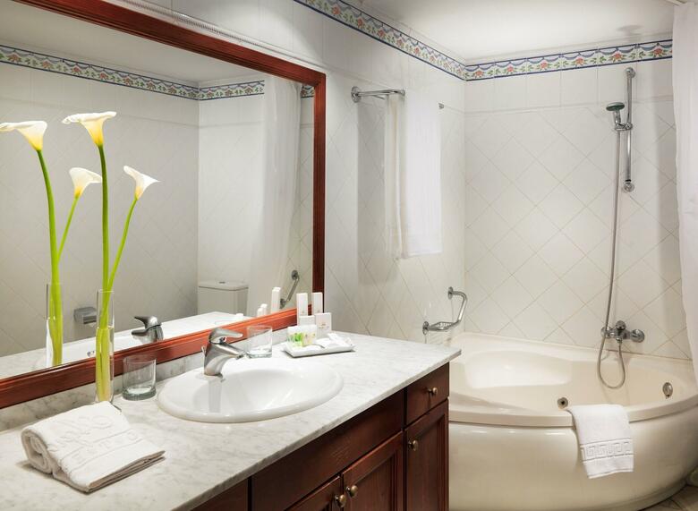 Hotel Las �guilas
