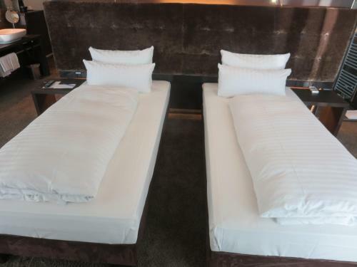 Saks Urban Design Hotel