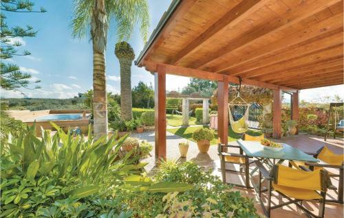 Three-bedroom Holiday Home In Partinico (pa)