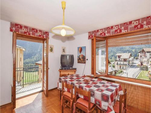 Two-bedroom Holiday Home In Brusson Ao