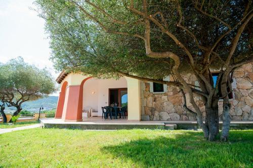 Aparthotel Li Troni