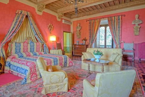 Campiglia Marittima Chateau Sleeps 20 Pool Air Con