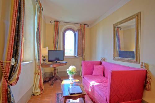 Campiglia Marittima Chateau Sleeps 20 Pool Air Con
