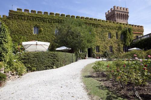 Campiglia Marittima Chateau Sleeps 20 Pool Air Con