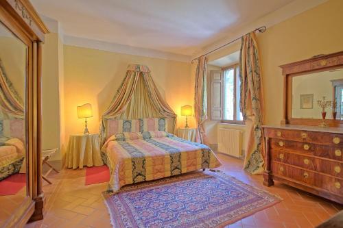 Campiglia Marittima Chateau Sleeps 20 Pool Air Con