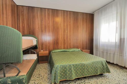 Hotel Venus Best Price