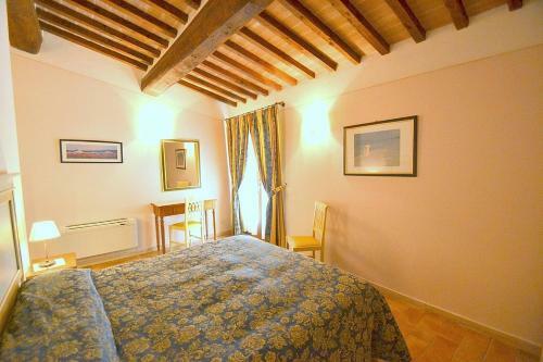 Casole D'elsa Villa Sleeps 4 Pool Air Con Wifi