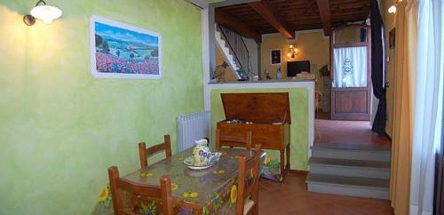 Castelfiorentino Villa Sleeps 6 Pool Air Con Wifi