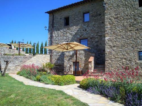 Castellina In Chianti Apartment Sleeps 6