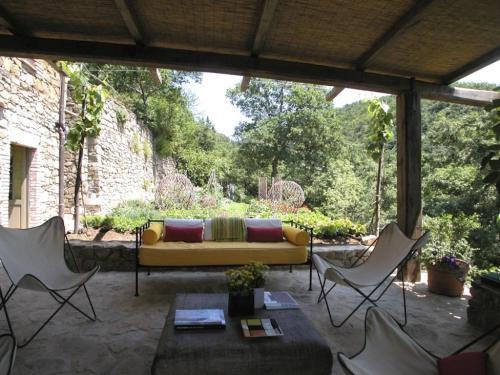 Castiglioncello Del Trinoro Villa Sleeps 10 Pool