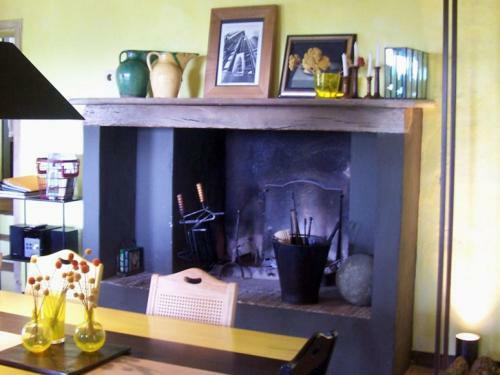 Castiglioncello Del Trinoro Villa Sleeps 10 Pool