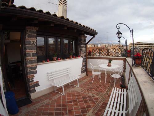 Apartamento Casa Felice Nel Centro Storico, Tra Etna E Mare