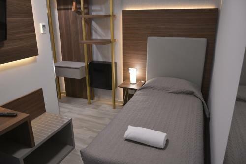 8room Hotel