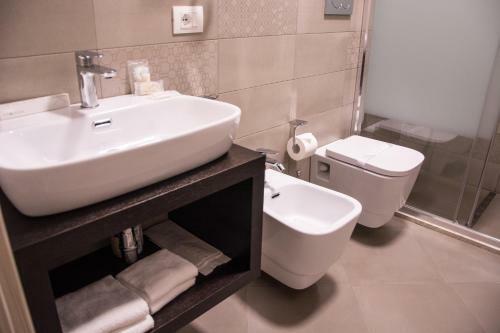 8room Hotel