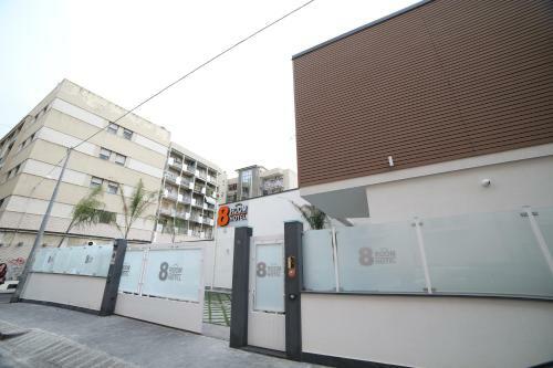 8room Hotel