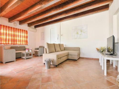 Two-bedroom Holiday Home In Scicli -rg-