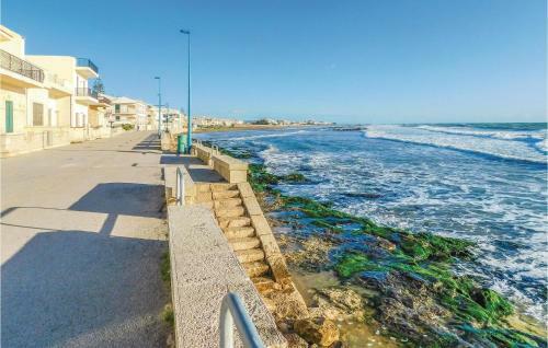 Four-bedroom Holiday Home In Cava D'aliga