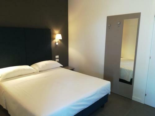 Hostal Garda Guest House