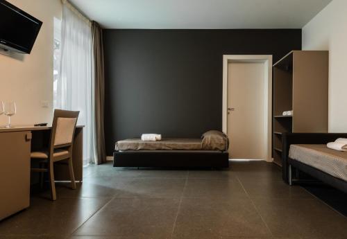 Hostal Garda Guest House
