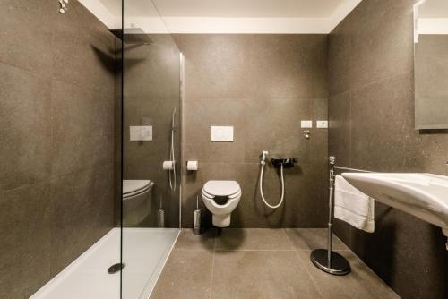Hostal Garda Guest House