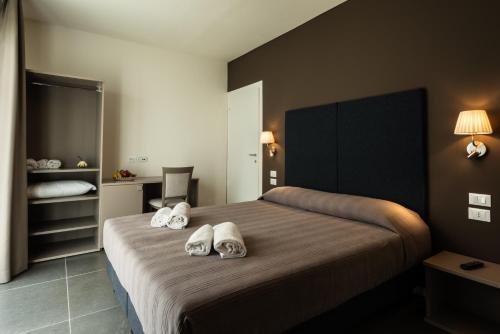Hostal Garda Guest House