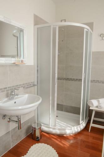 Hostal Villa Montenero