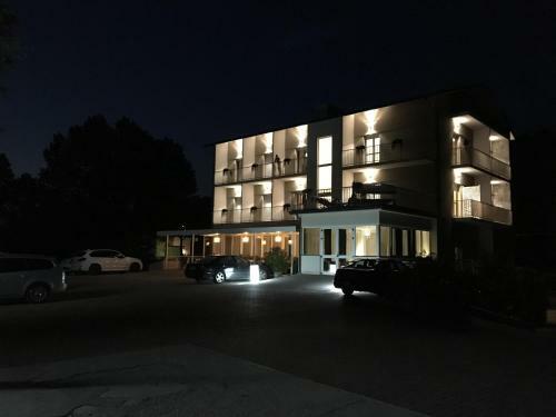Hotel Infinity