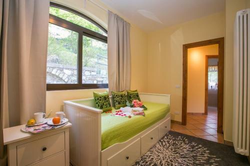 Cima Villa Sleeps 10 Pool