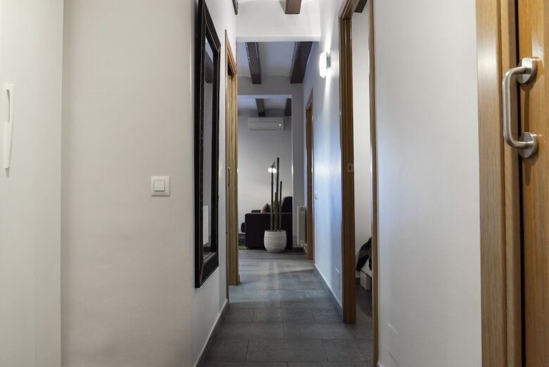 Dailyflats Apartments - Villarroel Centre