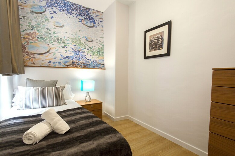 Dailyflats Apartments - Villarroel Centre