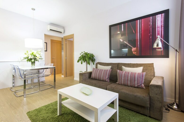Dailyflats Apartments - Villarroel Centre