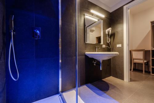 Hostal Garda Guest House