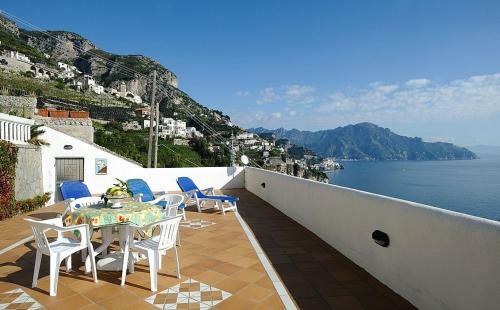 Conca Dei Marini Villa Sleeps 6 Pool Air Con Wifi