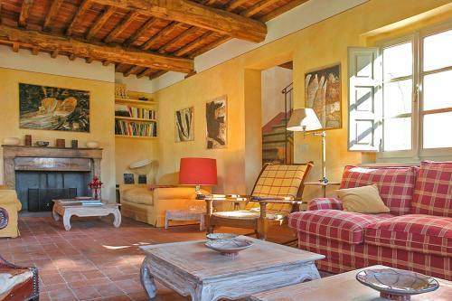 Piano Di Conca Villa Sleeps 10 Pool Air Con Wifi