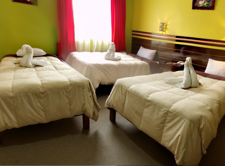 Hotel San Antonio Suites