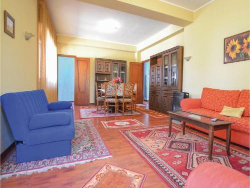 Three-bedroom Holiday Home In Zafferana Etnea