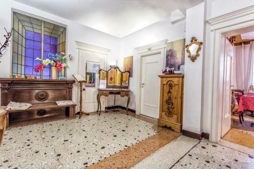 Hostal B&B Allegri