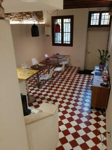 Hostal Corte Modigliani