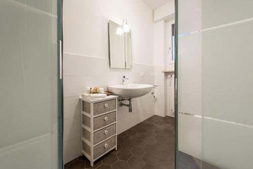 Isolo Holiday Apartment