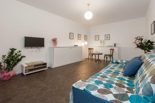 Isolo Holiday Apartment