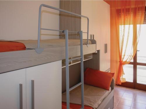 Two-bedroom Apartment In Viareggio -lu-