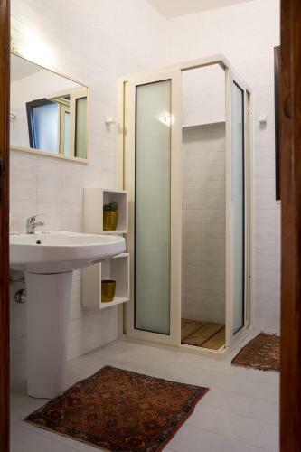 La Villa Apartments