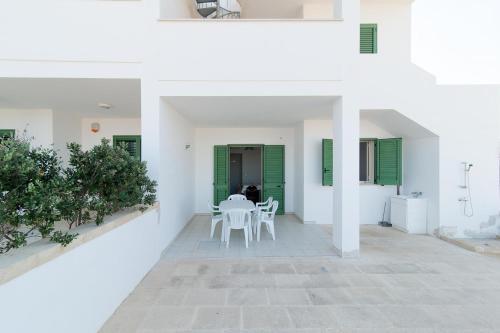 Broom Apartment