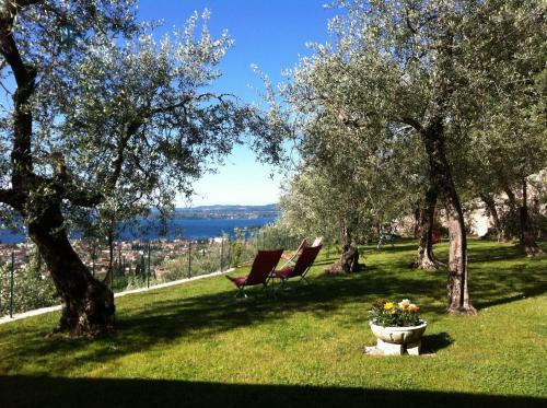 Bed & Breakfast Giardini Di Corte