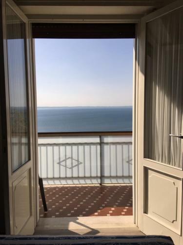 Belvedere Villa Hotel