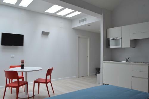 Hostal Trani Rent Rooms